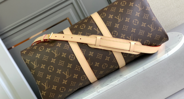 Louis Vuitton Monogram Canvas Keepall Bandoulière 45 Bag - Image 3