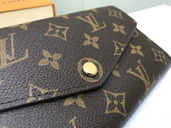 Louis Vuitton Envelope-Style Wallet –  Presbyopia Pink - Image 2