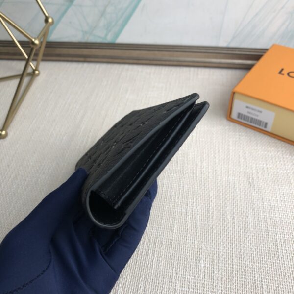Louis Vuitton Taurillon Brazza Wallet - Image 4