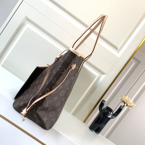 Louis Vuitton Neverfull GM Shoulder Bag - Image 5