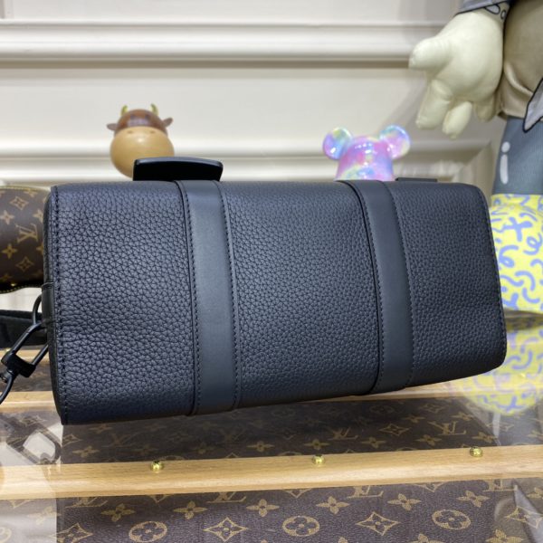 Louis Vuitton Men's Keepal City Handbag - Black - Image 3