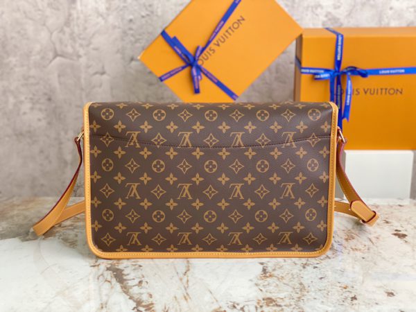 Louis Vuitton Monogram Gibeciere GM Shoulder Bag - Image 3