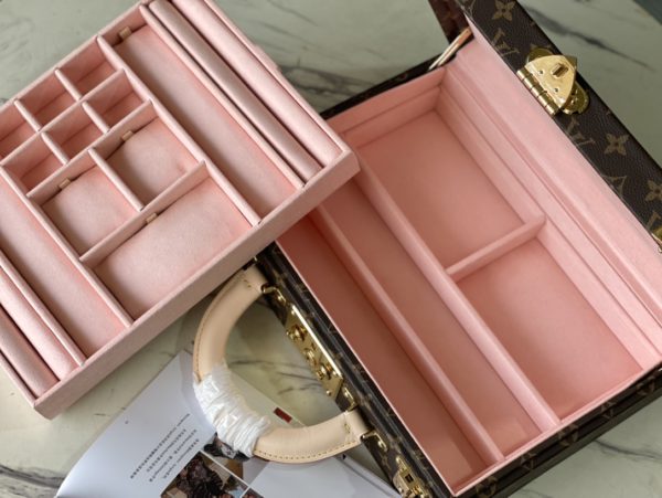 Louis Vuitton Monogram Jewelry Case - Pink - Image 2