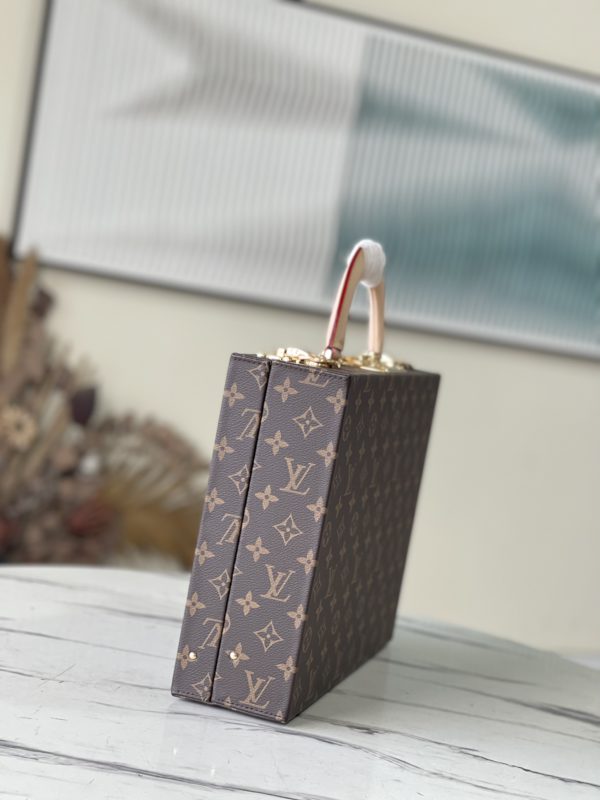 Louis Vuitton Monogram Jewelry Case - Pink - Image 5
