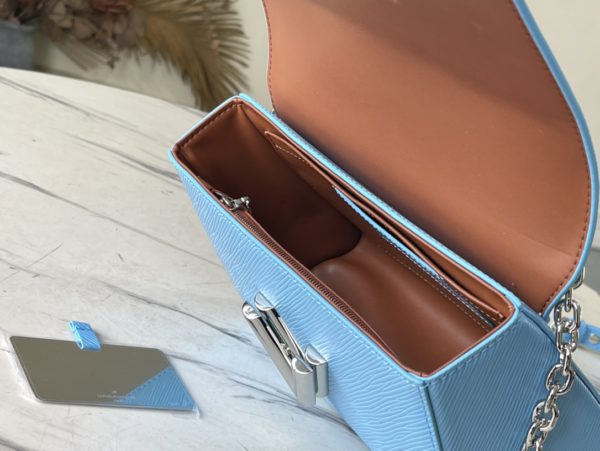 Louis Vuitton Twist Medium Handbag - Blue - Image 2