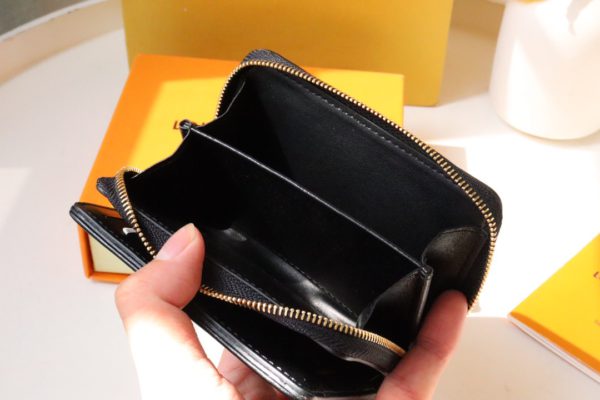 Louis Vuitton Lou Coussin Wallet - Black - Image 2