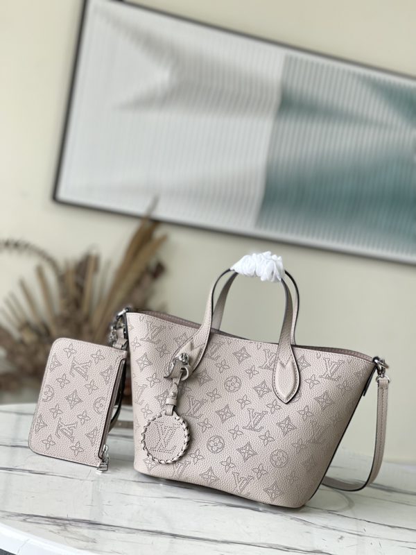 Louis Vuitton Grey Blossom Small Handbag