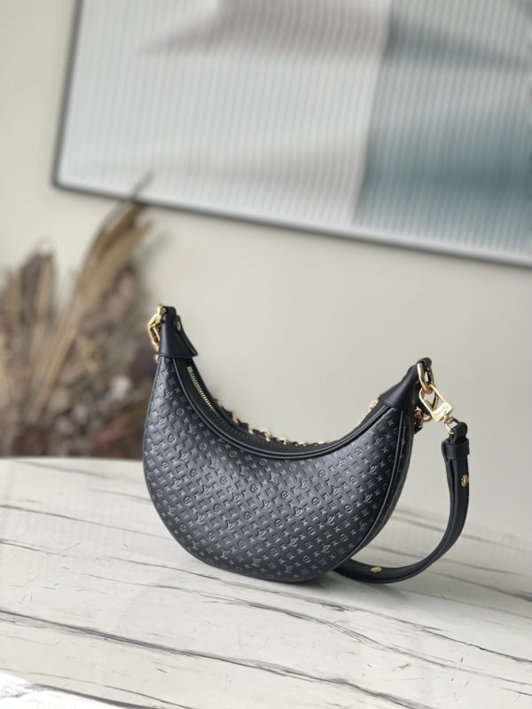 Louis Vuitton Loop bag - Black - Image 3