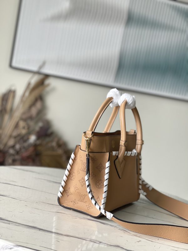 Louis Vuitton On My Side Small Handbag - Apricot - Image 4