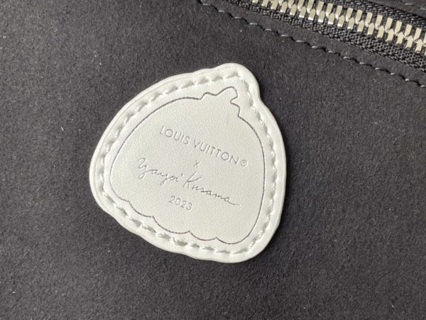 Louis Vuitton Neverfull Medium Handbag - Image 4
