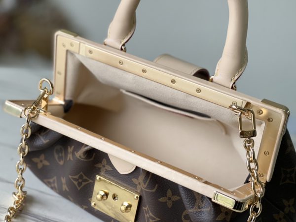 Louis Vuitton Monogram Clutch Handbag - Image 5