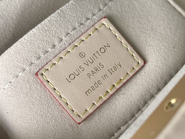 Louis Vuitton Monogram Clutch Handbag - Image 8