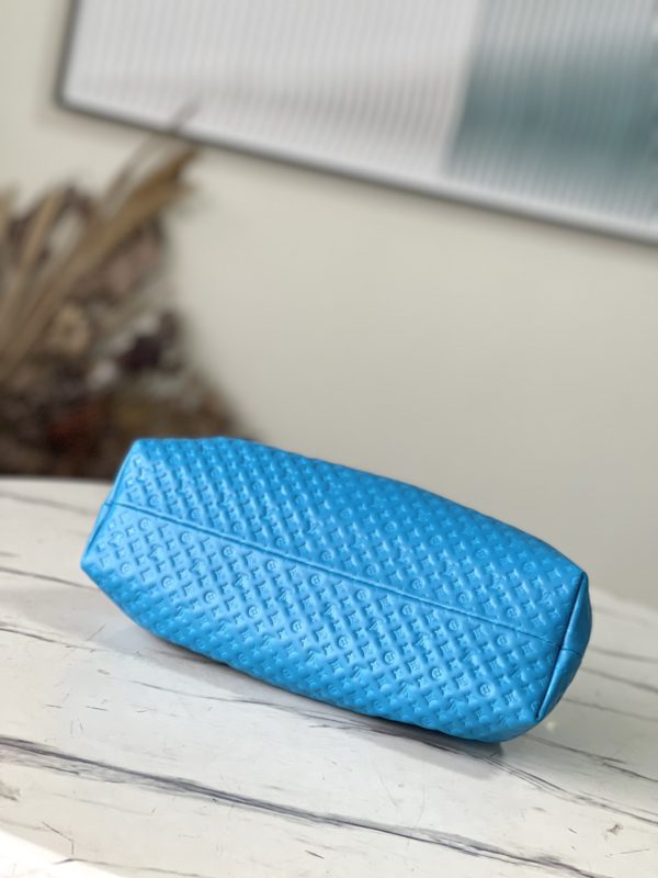 Louis Vuitton Monogram Clutch Bag - Blue - Image 4