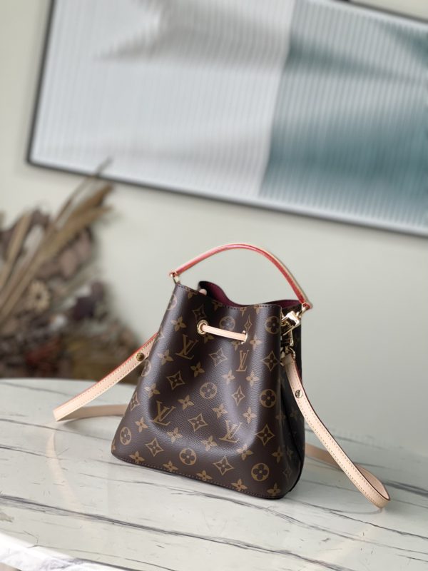 Louis Vuitton NÉONOÉ BB Handbag Bag - Image 7