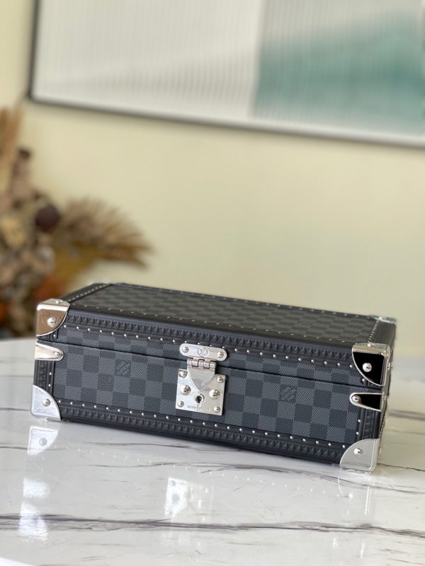 Louis Vuitton Heiger Blue 8-piece Watch Case