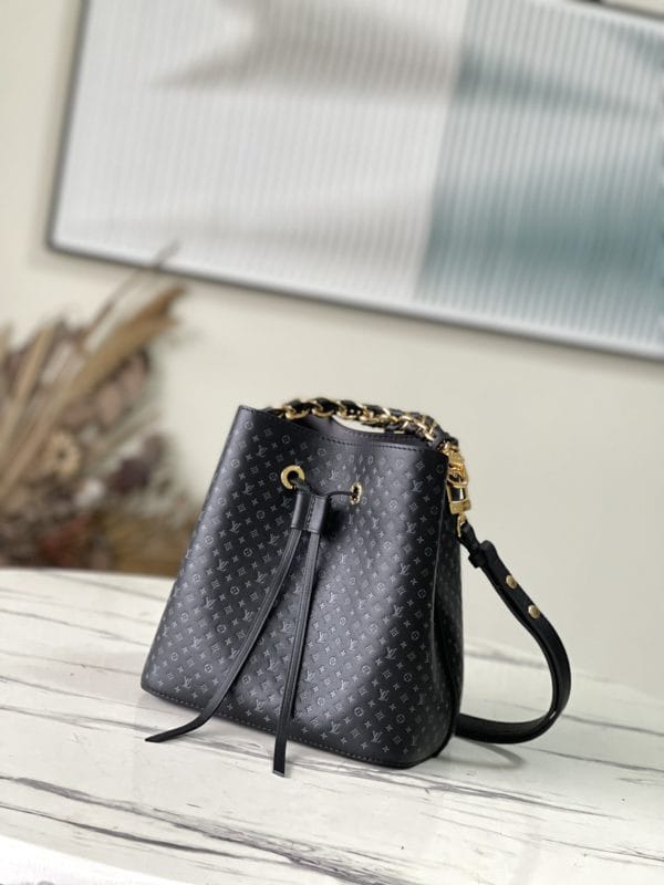 Louis Vuitton NeoNoé BB Bucket Bag - Black