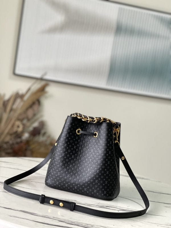 Louis Vuitton NeoNoé BB Bucket Bag - Black - Image 7