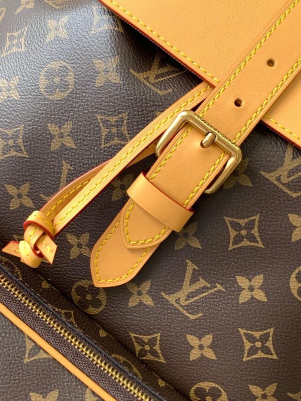 Louis Vuitton Presbyopia Leather Bag - Image 5