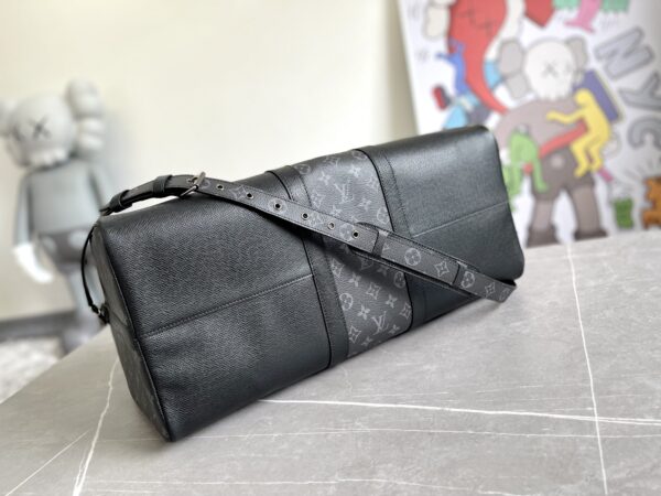 Louis Vuitton MTaigarama Keepall 50 Travel Bag - Black - Image 4