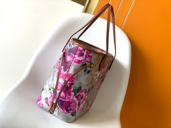 Louis Vuitton Neverfull Medium Handbag - Floral - Image 5