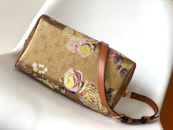 Louis Vuitton Gold Scattered Flower OnTheGo Handbag - Image 4
