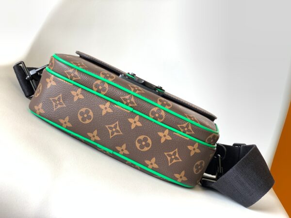 Louis Vuitton Monogram S Lock Messenger Bag - Green - Image 3