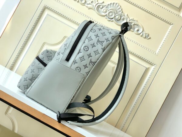 Louis Vuitton Monogram Discovery Backpack - Gray - Image 4