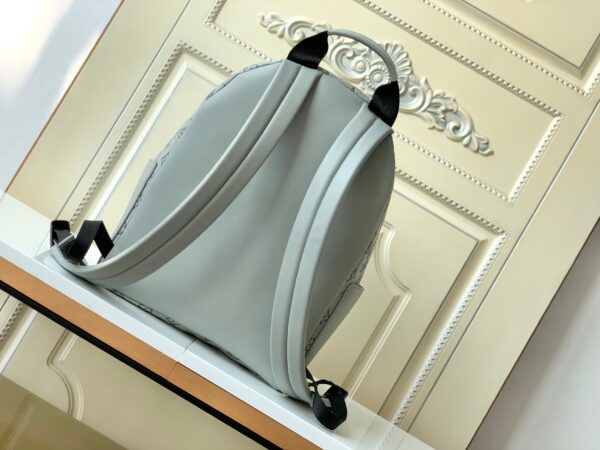 Louis Vuitton Monogram Discovery Backpack - Gray - Image 3