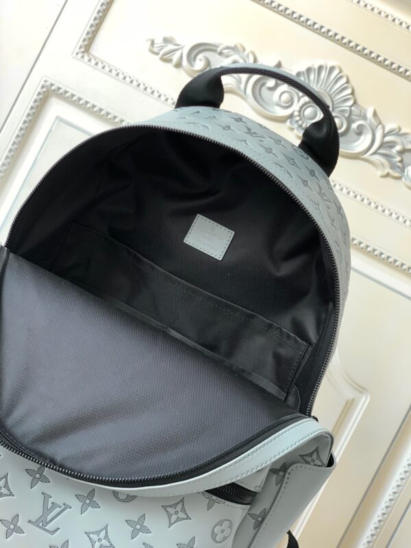Louis Vuitton Monogram Discovery Backpack - Gray - Image 5