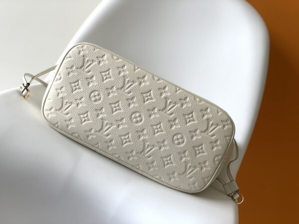 Louis Vuitton Neverfull Medium Shopping Bag – White - Image 3