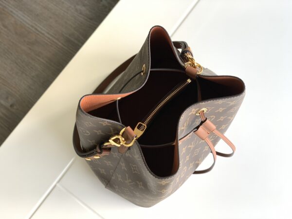 Louis Vuitton NéoNoé Bucket Bag – Brown - Image 2
