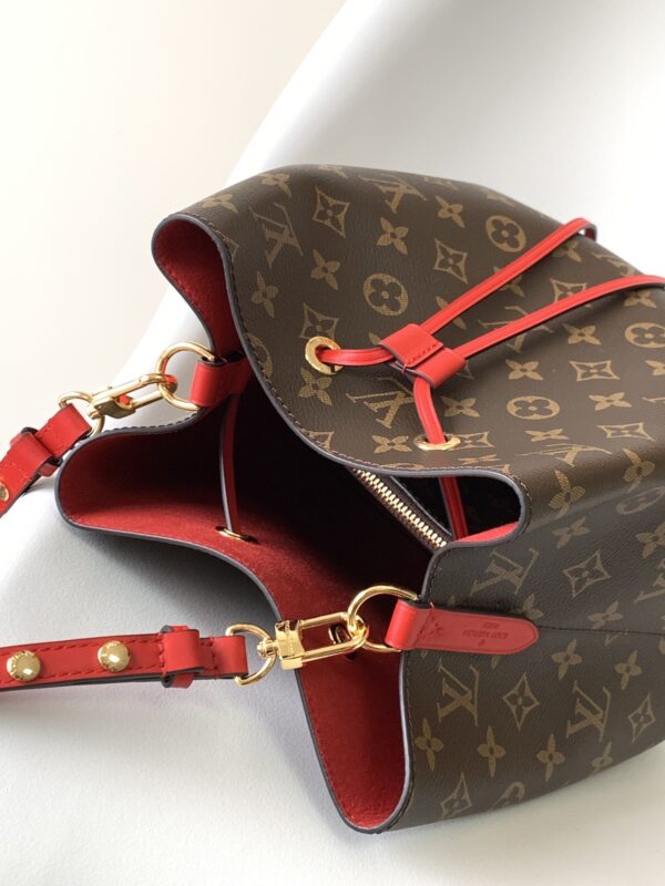 Louis Vuitton NéoNoé Bucket Bag – Red - Image 5