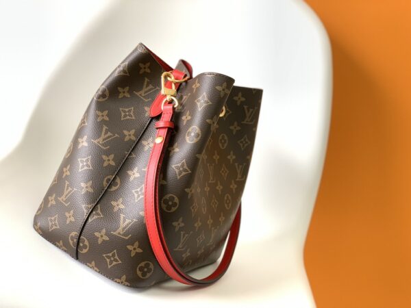 Louis Vuitton NéoNoé Bucket Bag – Red - Image 2