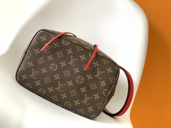 Louis Vuitton NéoNoé Bucket Bag – Red - Image 4