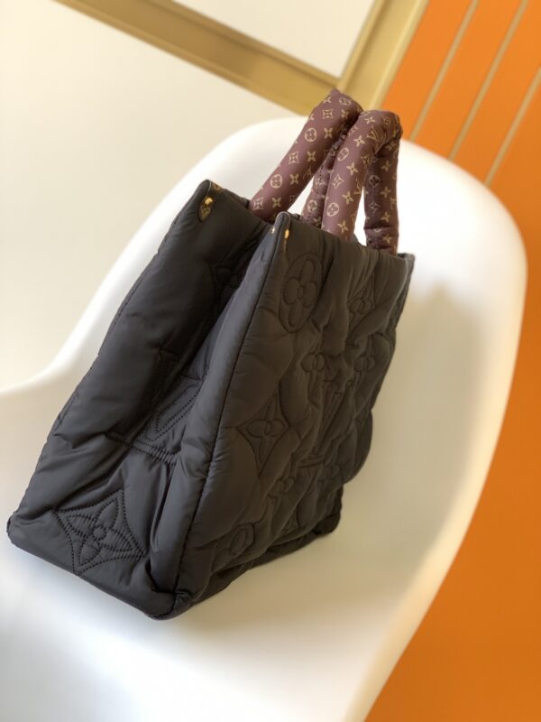 Louis Vuitton OnTheGO Large Handbag - Black - Image 5