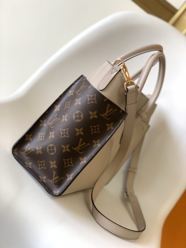 Louis Vuitton Medium On My Side Handbag - Grey - Image 5