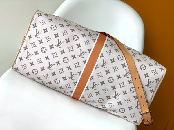Louis Vuitton Neverfull Classic Handbag - White - Image 3