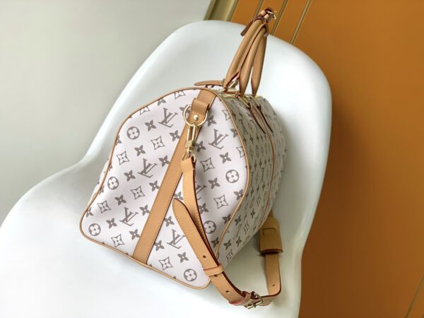Louis Vuitton Neverfull Classic Handbag - White - Image 5
