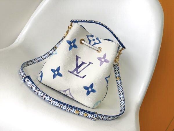 Louis Vuitton NeoNoé Bucket Bag - White/Blue - Image 4
