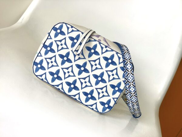 Louis Vuitton NeoNoé Bucket Bag - White/Blue - Image 3