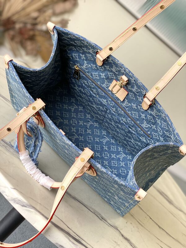 Louis Vuitton Onthego Medium Denim Square Bag - Blue - Image 4