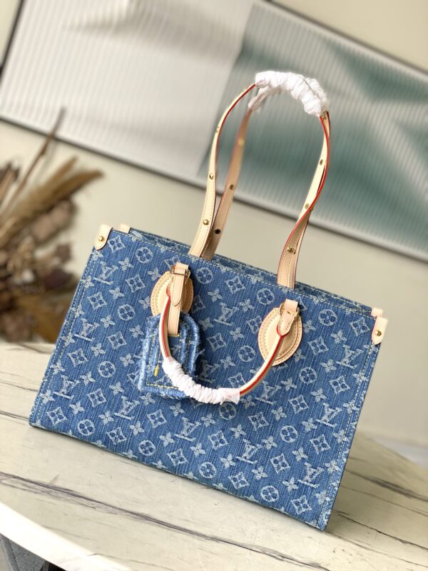 Louis Vuitton Onthego Medium Denim Square Bag - Blue - Image 5