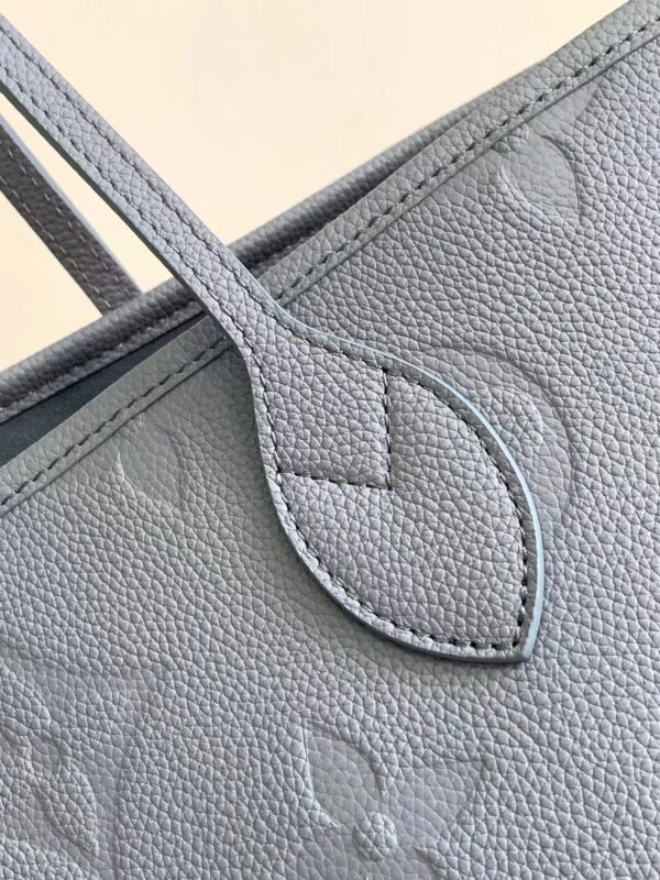 Louis Vuitton Neverfull Medium Shopping Bag - Gray - Image 4