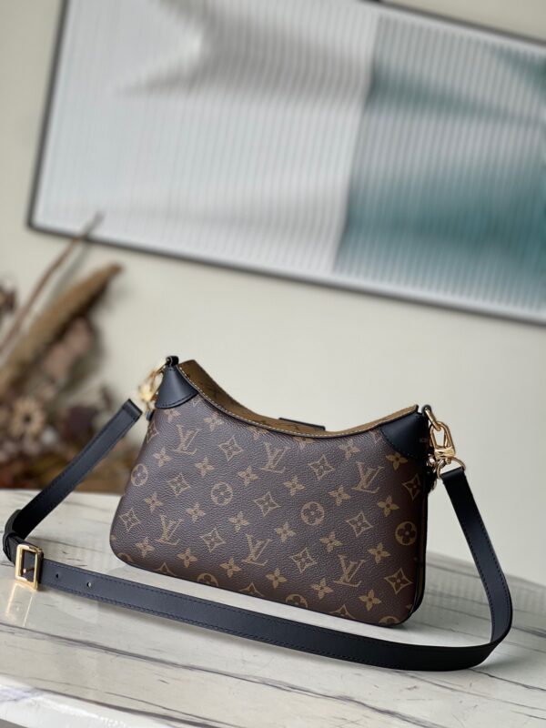 Louis Vuitton Twinny Yellow Leather Handbag - Black - Image 2