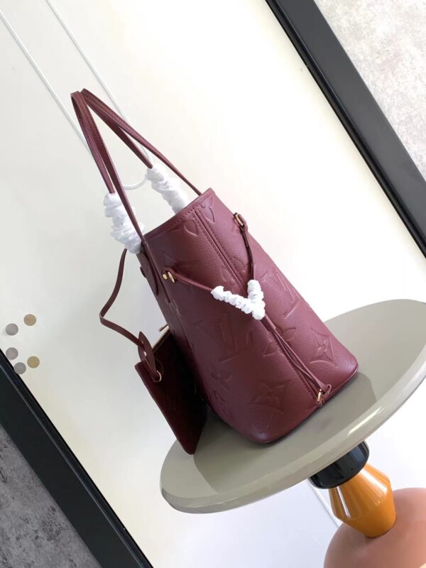 Louis Vuitton Neverfull Medium Shopping Bag - Image 4